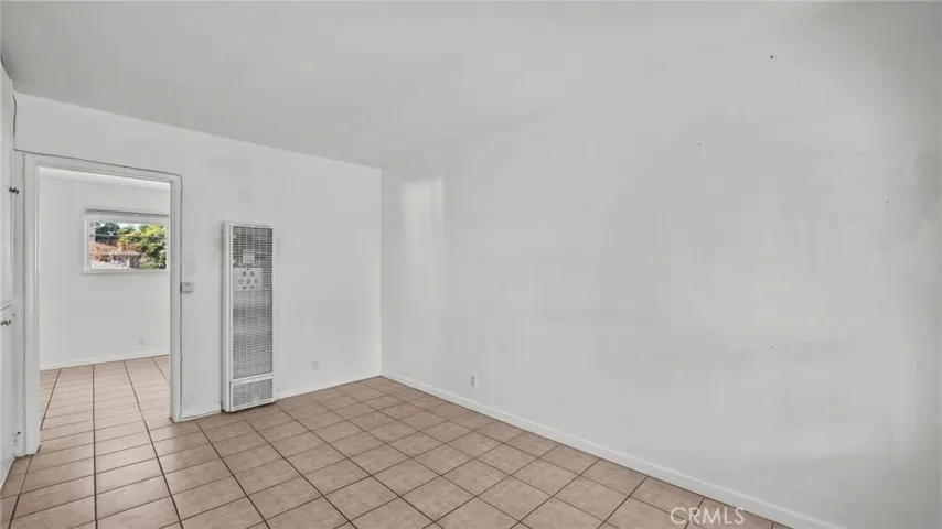 6759 Cherry Avenue, Long Beach, California 90805