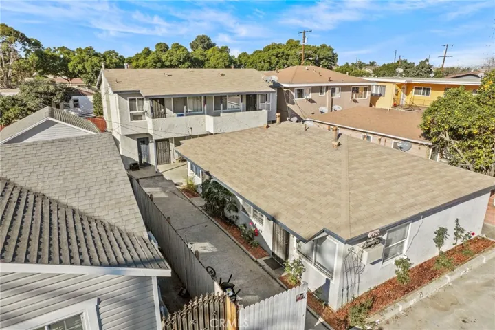 6759 Cherry Avenue, Long Beach, California 90805