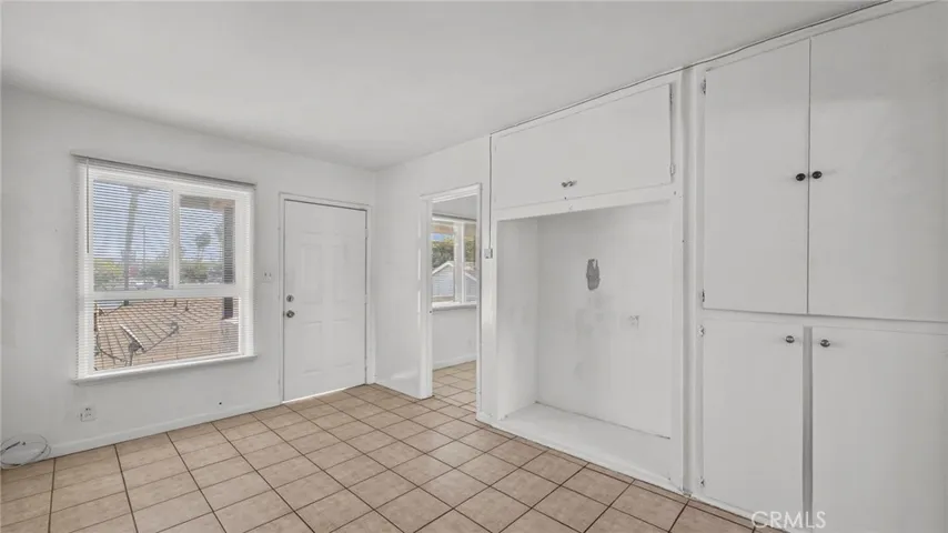 6759 Cherry Avenue, Long Beach, California 90805