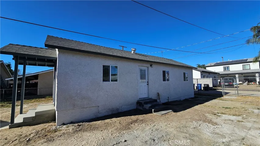 265 1/2 E M Street, Colton, California 92324