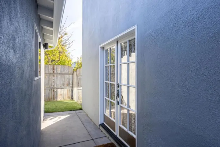 222 Avenue Granada, El Granada, California 94018