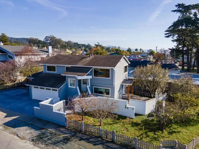 222 Avenue Granada, El Granada, California 94018