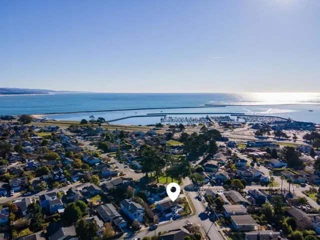 222 Avenue Granada, El Granada, California 94018