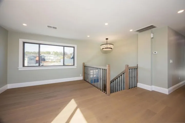 222 Avenue Granada, El Granada, California 94018