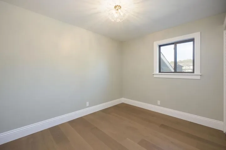 222 Avenue Granada, El Granada, California 94018
