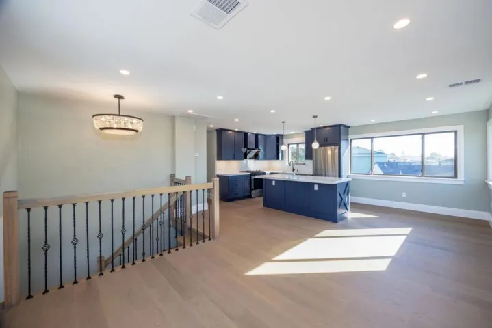 222 Avenue Granada, El Granada, California 94018