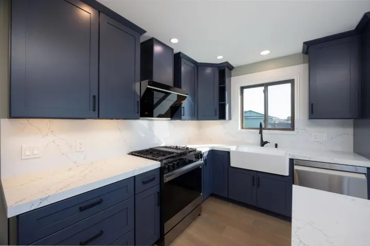 222 Avenue Granada, El Granada, California 94018