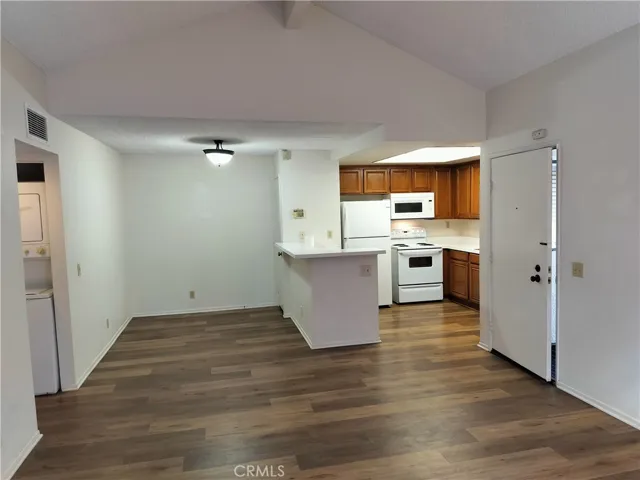 22761 Lakeway Drive 418, Diamond Bar, California 91765