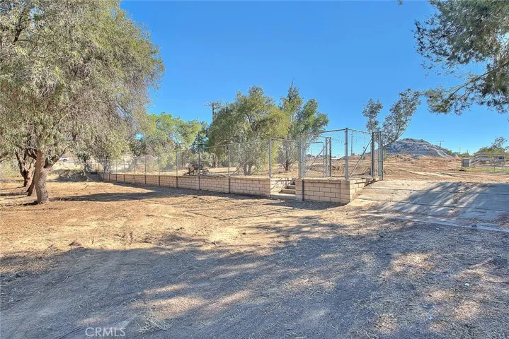 28991 Santa Rosa Road, Nuevo, California 92567