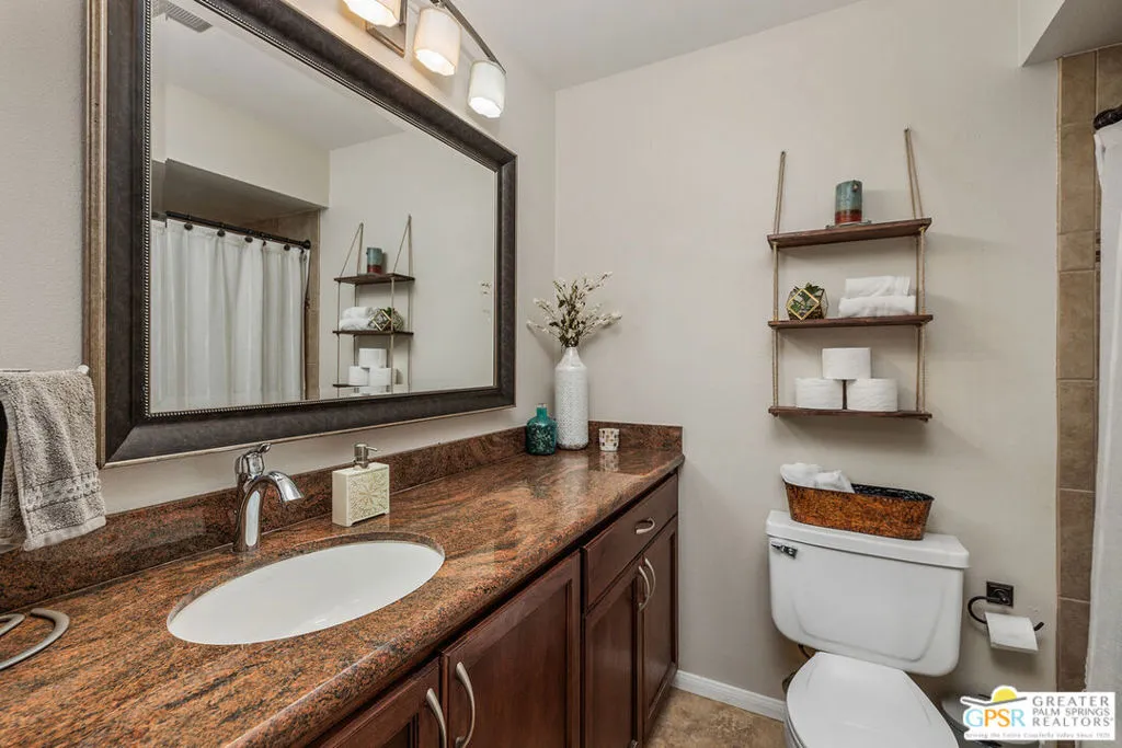 17930 Villamoura Drive, Poway, California 92064 home-pic-18
