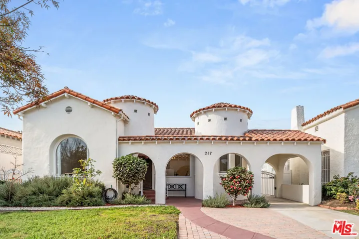 217 S Clark Drive, Beverly Hills, California 90211