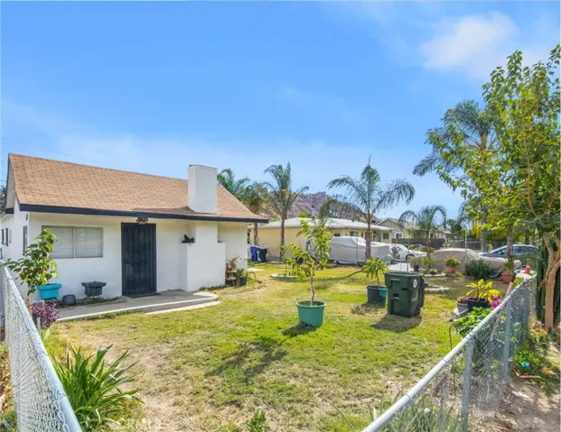 3520 Crestmore Road, Jurupa Valley, California 92509