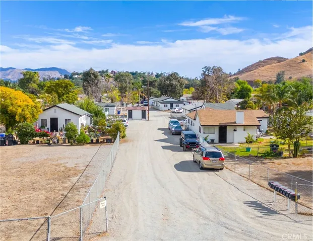 3520 Crestmore Road, Jurupa Valley, California 92509