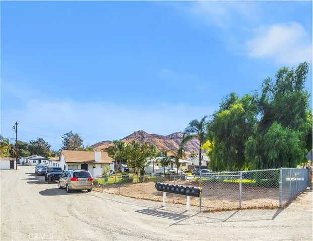 3520 Crestmore Road, Jurupa Valley, California 92509