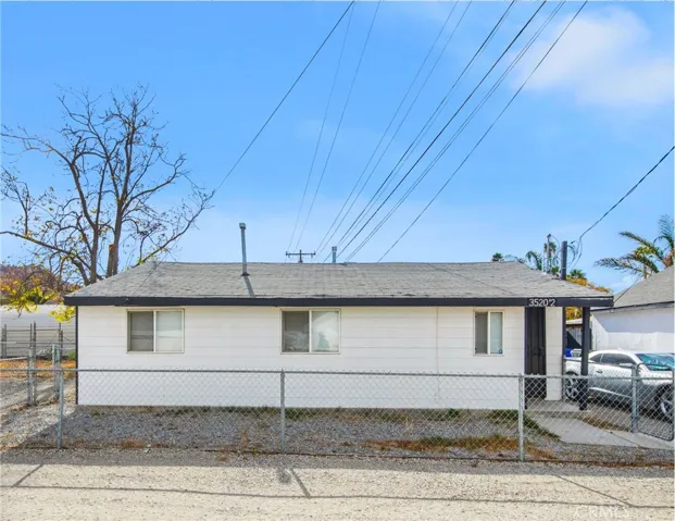 3520 Crestmore Road, Jurupa Valley, California 92509