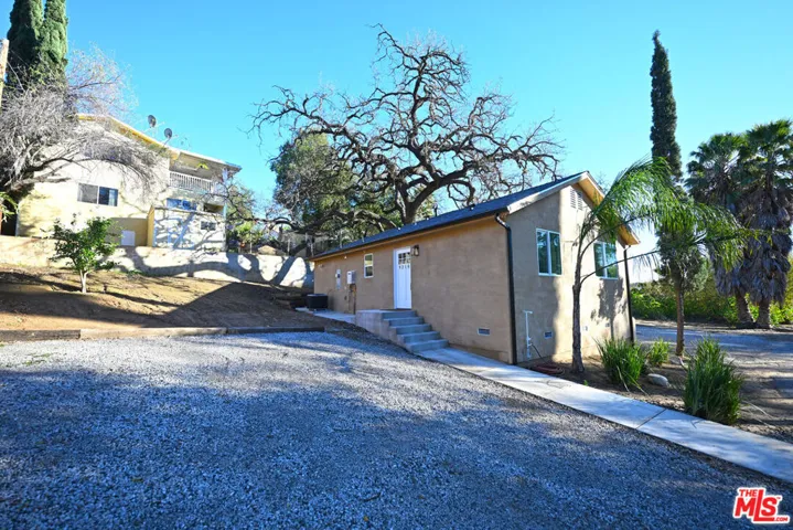 9210 Ventura Way, Chatsworth, California 91311
