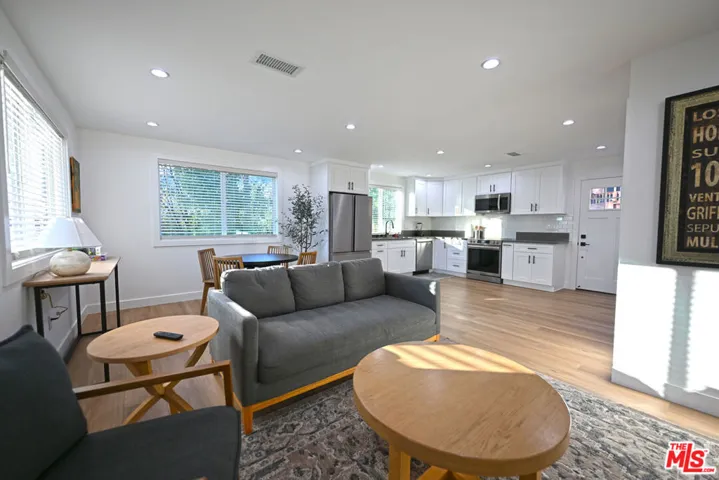 9210 Ventura Way, Chatsworth, California 91311