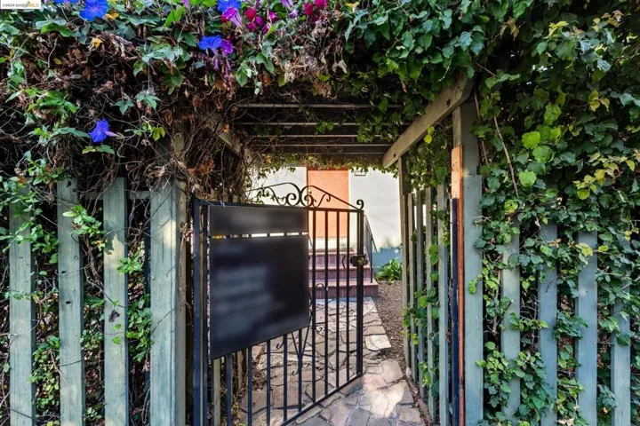 2344 Fulton St, Berkeley, California 94704