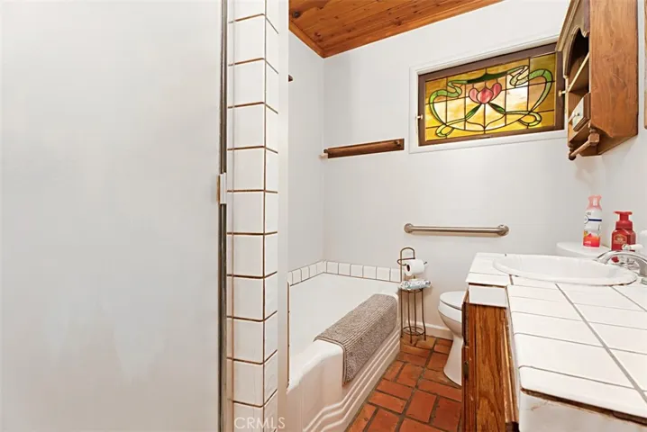 1743 Miramar Drive, Newport Beach, California 92661