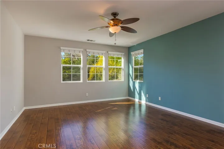 Virtually staged