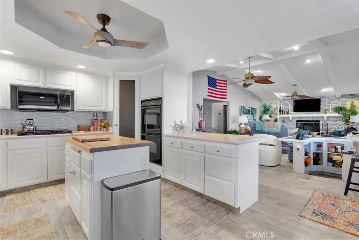 26688 Blue Water Road, Helendale, California 92342