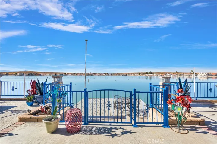 26688 Blue Water Road, Helendale, California 92342