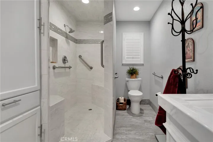 26688 Blue Water Road, Helendale, California 92342