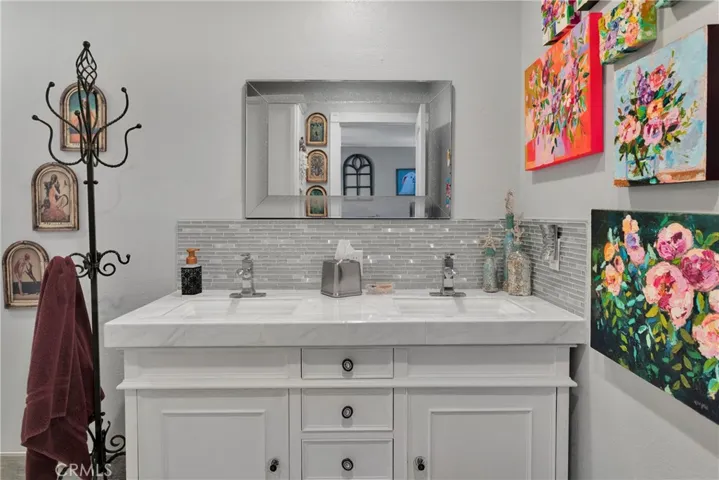 26688 Blue Water Road, Helendale, California 92342