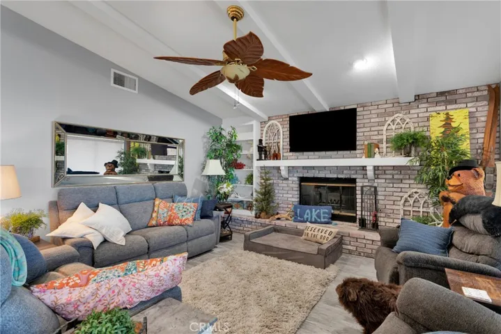 26688 Blue Water Road, Helendale, California 92342