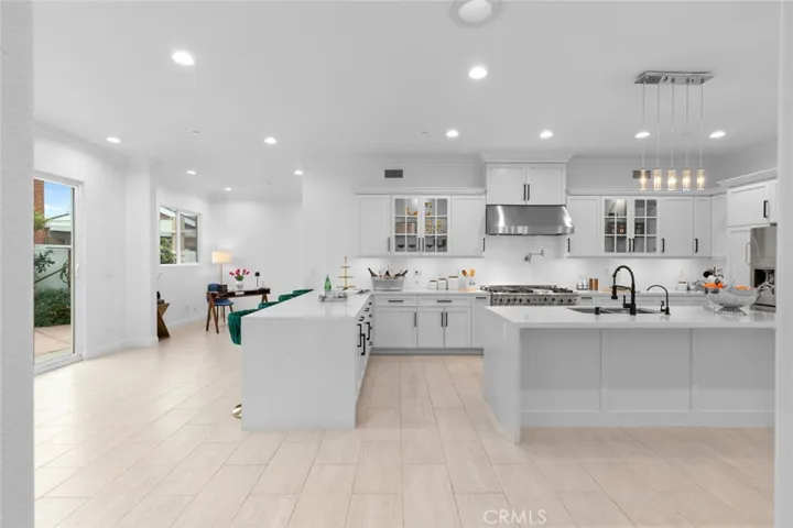 Commercial grade hoods, oven, recently upgraded kitchen