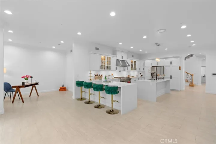 18648 Cedar Cir, Fountain Valley, California 92708