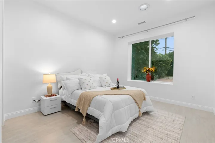 18648 Cedar Cir, Fountain Valley, California 92708