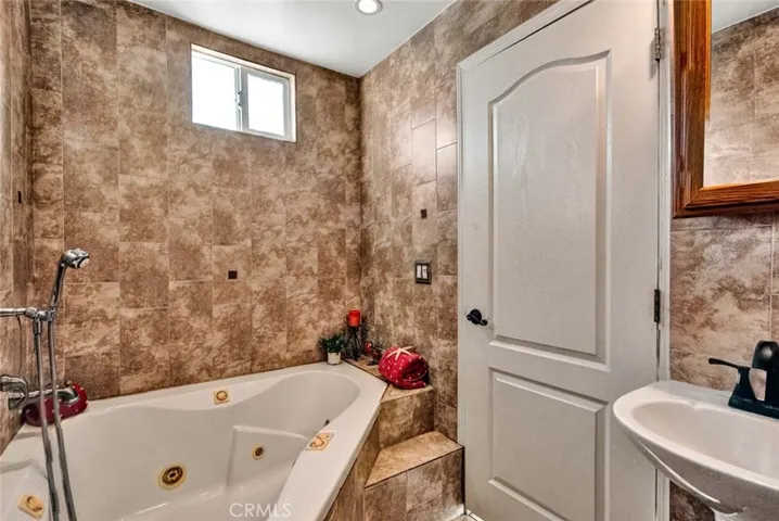 First floor bathroom with jetted soaking tub