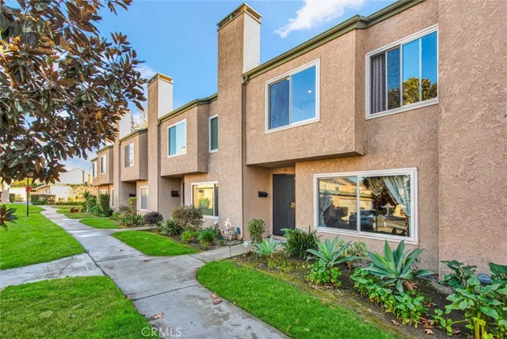 Front of home with dual pane windows