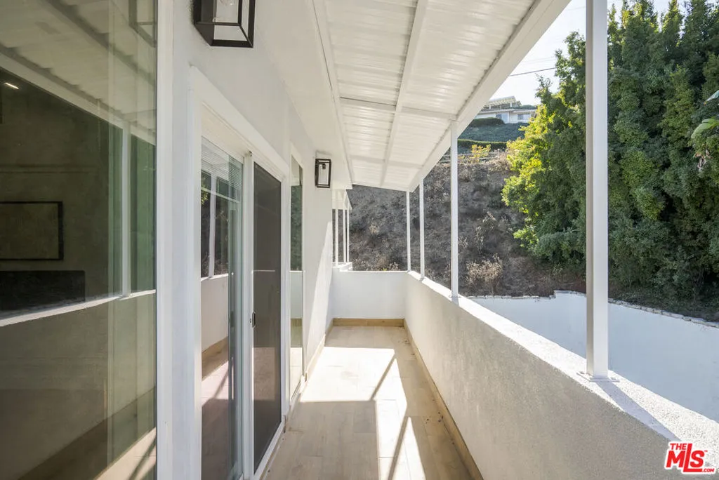 5 Cayuse Lane, Rancho Palos Verdes, California 90275 home-pic-56