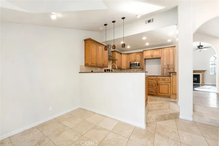 9190 La Paz Road, Atascadero, California 93422