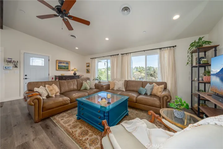 9911 Monte Cristo Drive, Kelseyville, California 95451