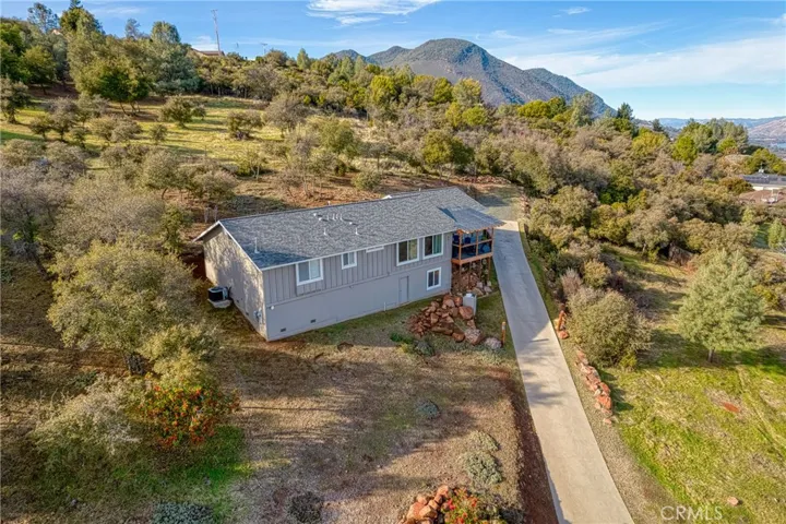 9911 Monte Cristo Drive, Kelseyville, California 95451