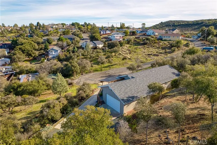 9911 Monte Cristo Drive, Kelseyville, California 95451