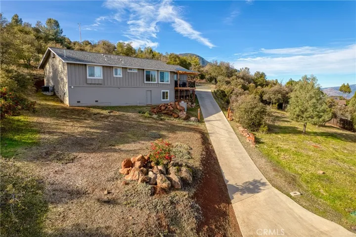 9911 Monte Cristo Drive, Kelseyville, California 95451