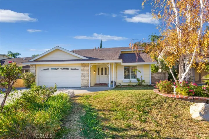 27555 Camomile Lane, Saugus, California 91350