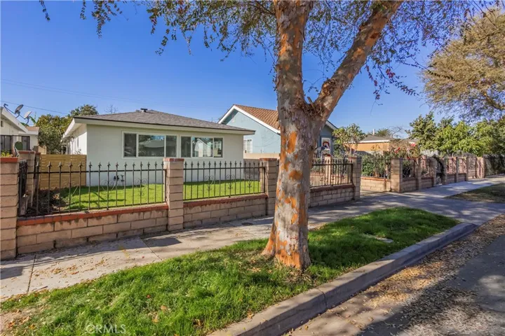 2078 Evergreen Street, Santa Ana, California 92707