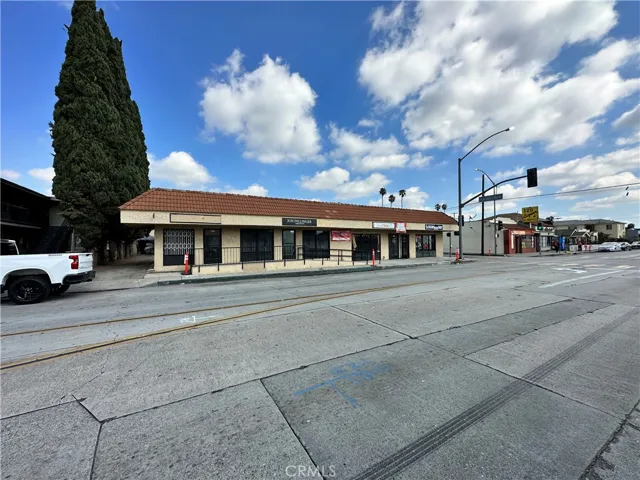 273 E Market Street, Long Beach, California 90805