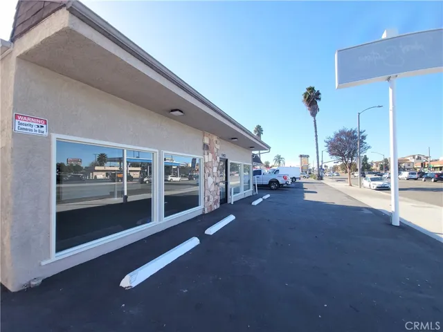 9422 Alondra Boulevard, Bellflower, California 90706