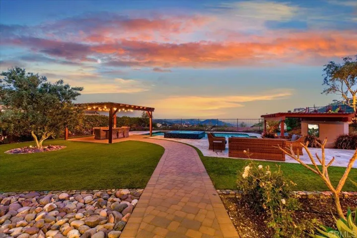 887 Pearl Drive, San Marcos, California 92078
