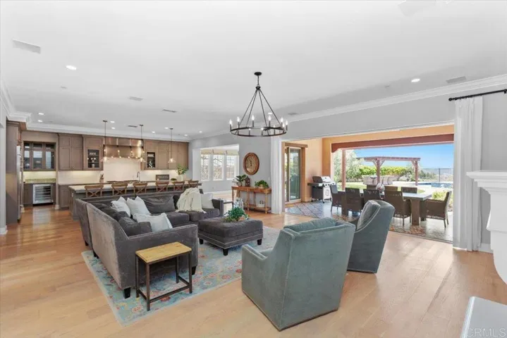 887 Pearl Drive, San Marcos, California 92078