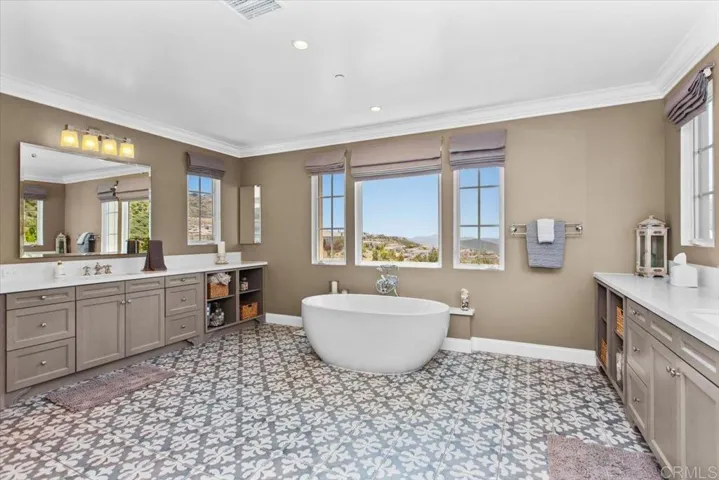 887 Pearl Drive, San Marcos, California 92078