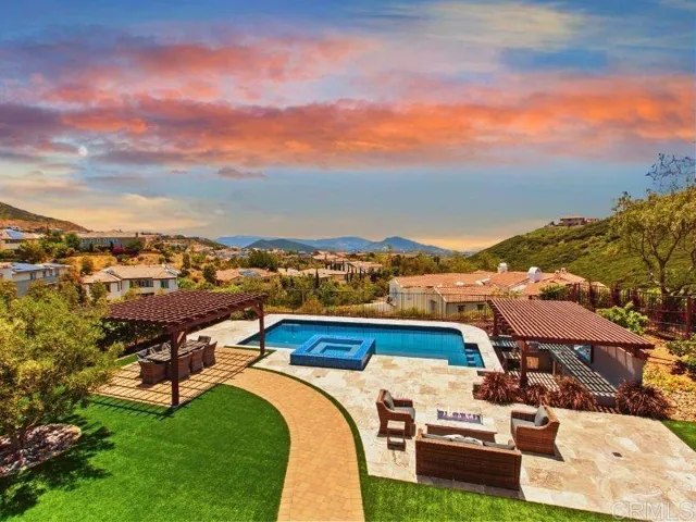 887 Pearl Drive, San Marcos, California 92078