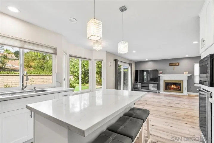 4252 Sturgeon Ct, San Diego, California 92130