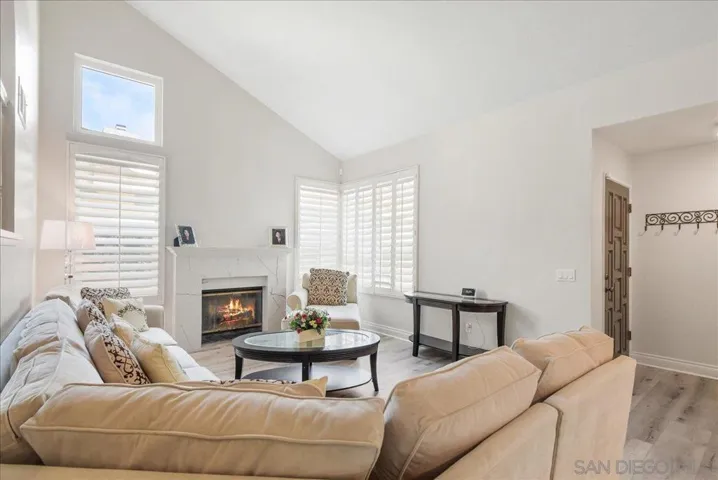 4252 Sturgeon Ct, San Diego, California 92130